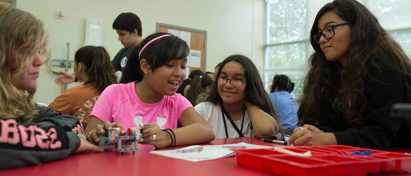 miniGems campers at UIW